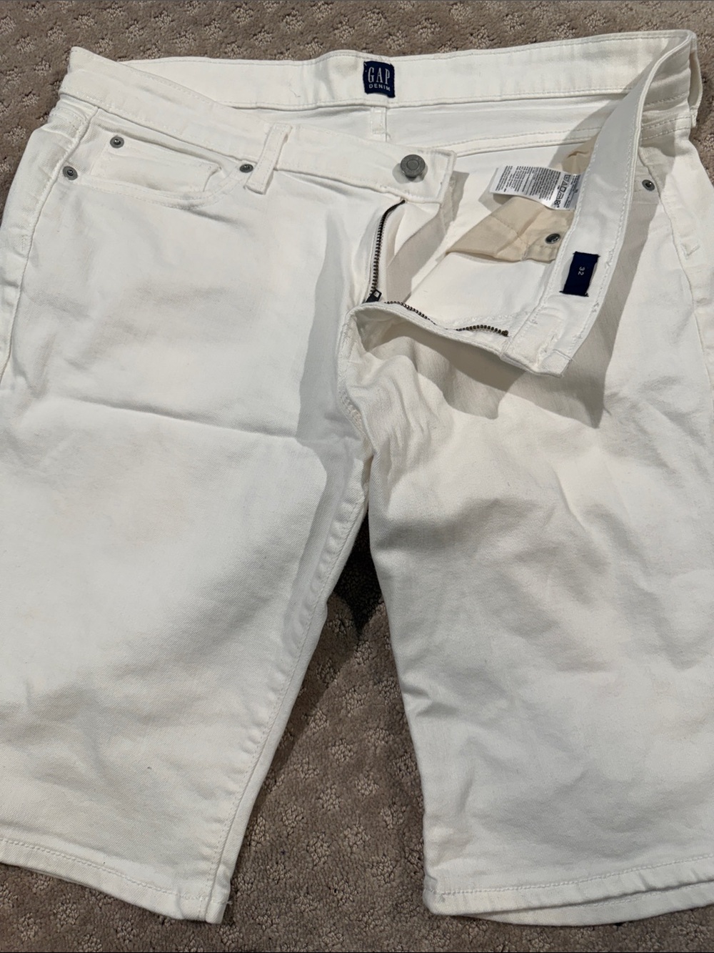GAP Women’s White Denim Bermuda Shorts